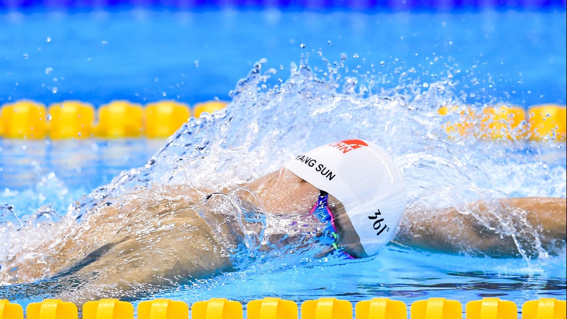 全国青少年冰上竞技体验营，感受冰雪运动魅力，冰上比赛项目有哪些